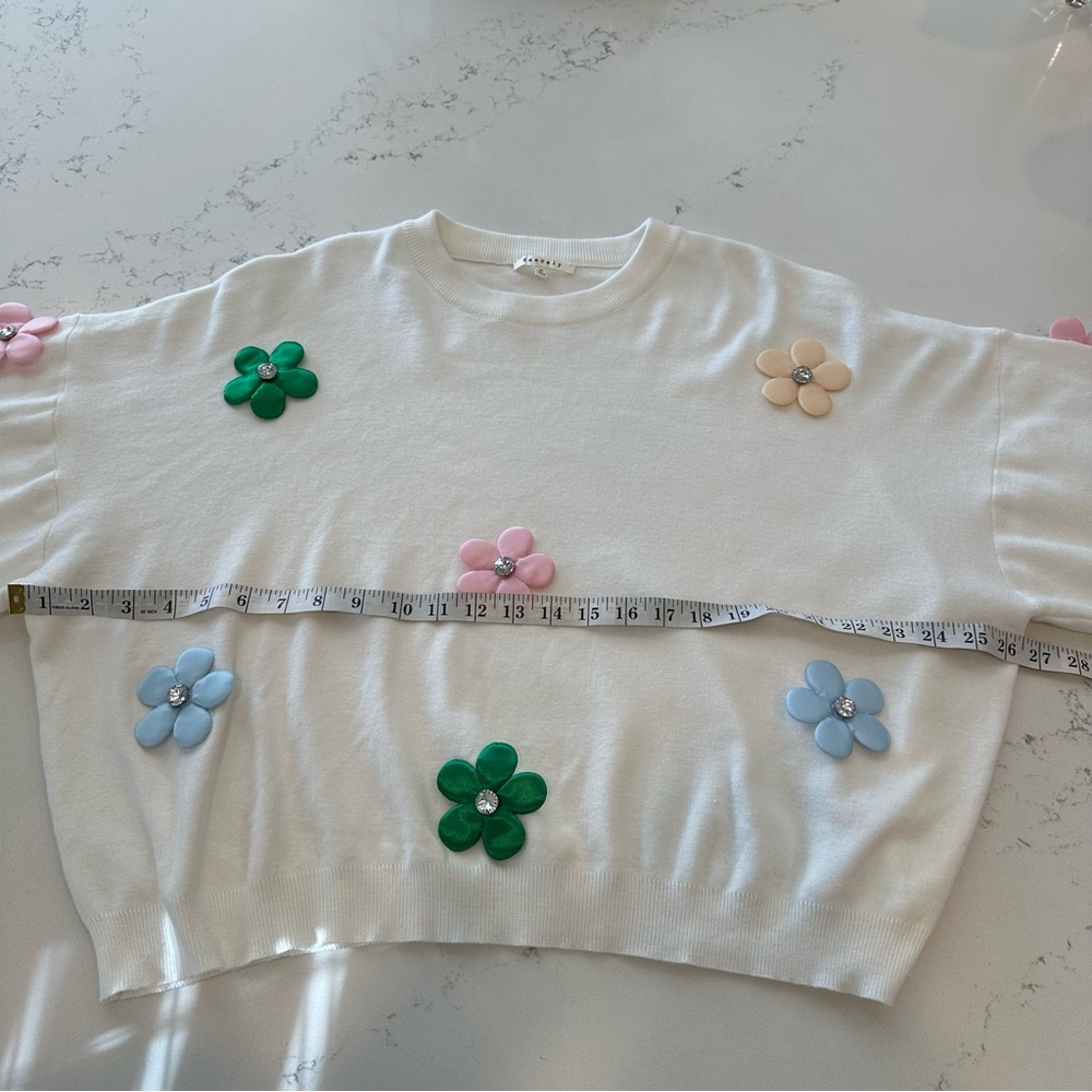 Baevely Floral Embellished White Sweater - Picture 11 of 11